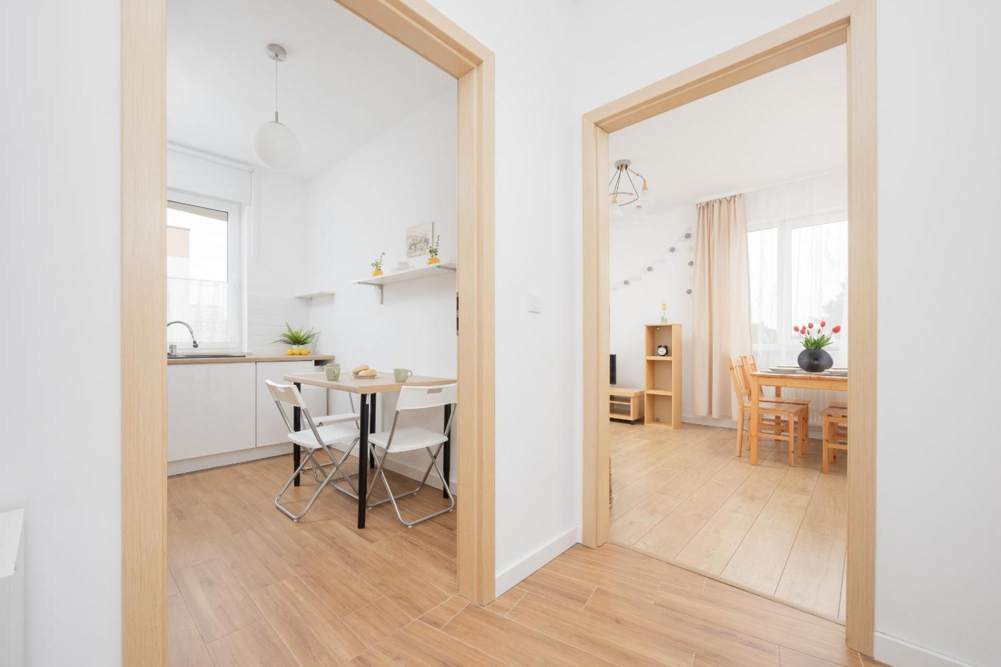 Sloneczny Z Parkingiem By Renters Apartament Warszawa